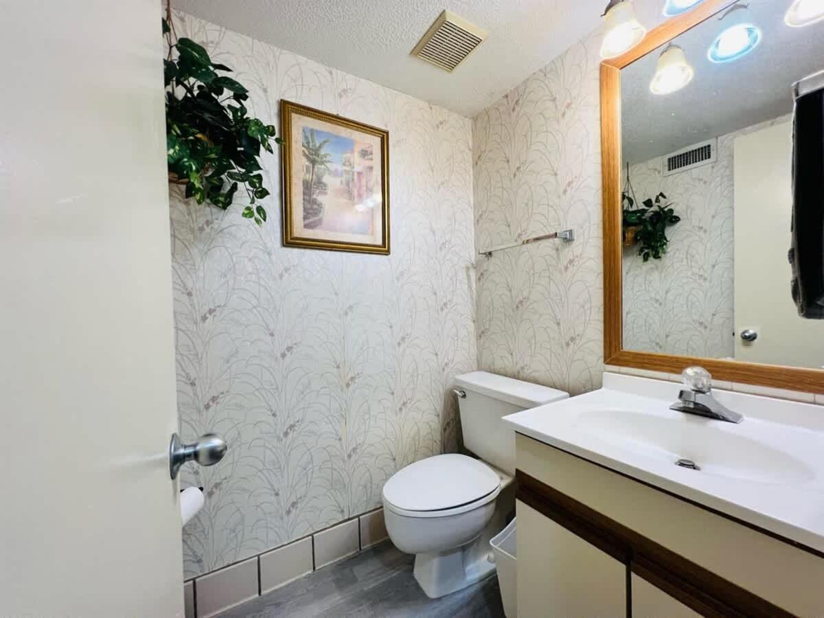 *A Family Retreat*Pool*Steps To The Beach*Approved Dogs*D18-9 Myrtle Beach Exteriör bild